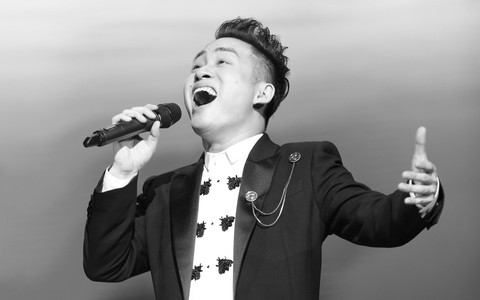 Tùng Dương 'tả xung hữu đột' giữa Bộ tứ sông Hồng