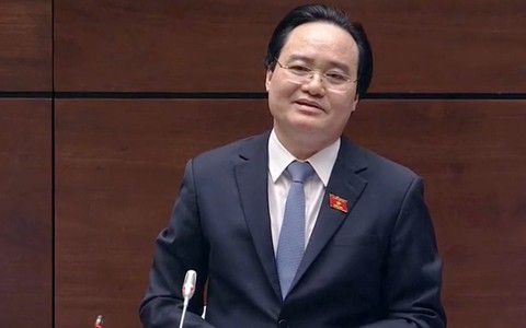 Bộ trưởng Giáo dục nói gì khi người Việt chi 3,4 tỉ USD đi du học?