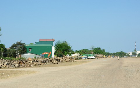 Bộ Quốc phòng giao sân bay Quảng Phú cho Quảng Ngãi
