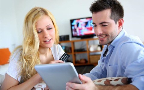 Dùng chung thiết bị điện tử với 'người ấy' sẽ có nguy cơ bị hack cao hơn