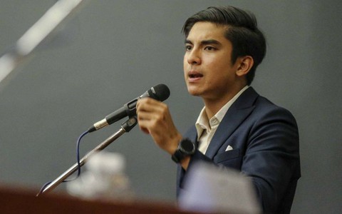 Bộ trưởng 25 tuổi của Malaysia cán mốc 1 triệu người theo dõi trên Instagram