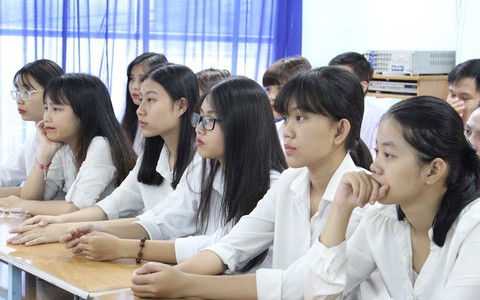 Tốt nghiệp lớp 9 học trung cấp nhận hai văn bằng