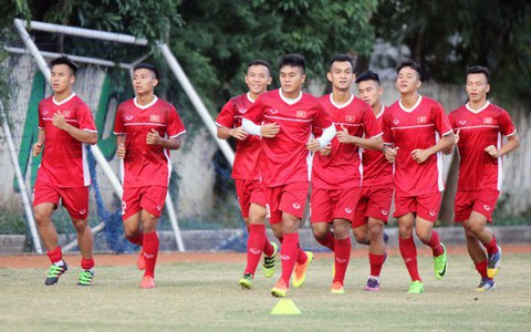 Thắng Lào, U-19 Việt Nam chờ quyết đấu với Indonesia