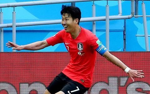 Ấn tượng tuyệt đẹp từ 4 đội bóng rời World Cup về nước sớm