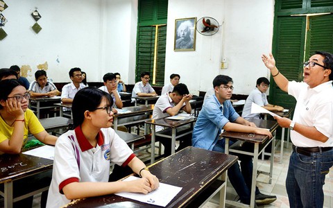 Giao địa phương xét tốt nghiệp THPT là xu hướng tất yếu
