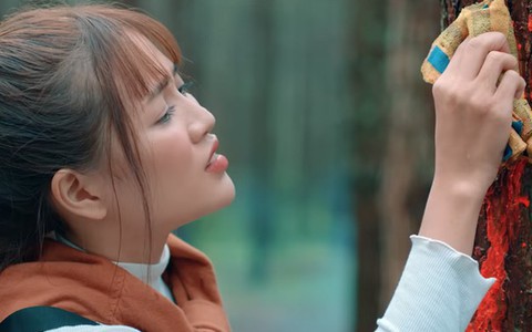 Chuyến đi của thanh xuân và sự giám sát cộng đồng của facebook