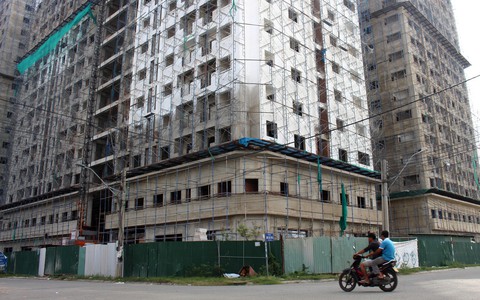 Hàng trăm người dân đòi công ty Hoàng Quân bàn giao nhà