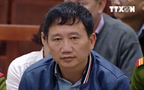 Luật sư của Trịnh Xuân Thanh 'cãi tay đôi', ngắt lời chủ tọa