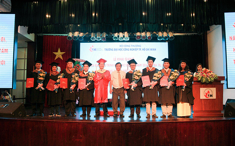 Trường Đại học Công nghiệp TP.HCM tuyển sinh hơn 500 thạc sĩ
