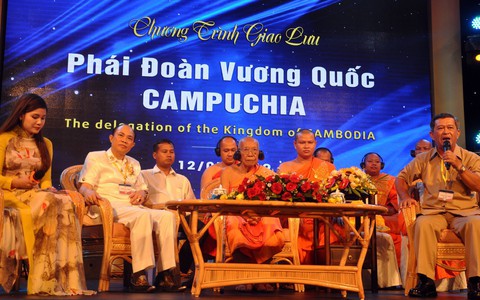 Đoàn kết, hữu nghị để nhân dân hai nước phát triển kinh tế