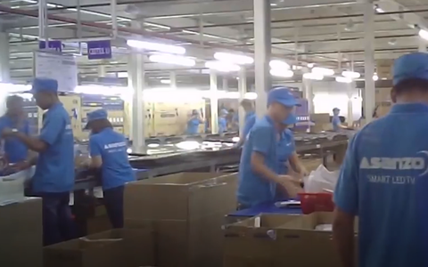 Video: Asanzo lắp ráp thủ công và có dấu hiệu 'lừa dối người tiêu dùng'