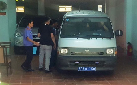 Khám xét nơi làm việc phó chánh án tòa quận 4