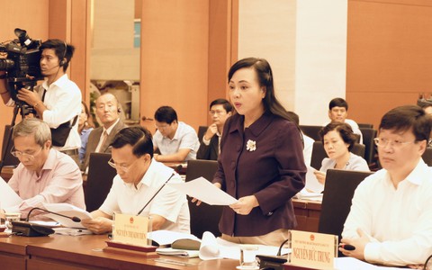 Tự chủ bệnh viện công: Chất lượng tốt hơn nhưng lạm thu của người bệnh