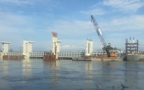 ĐBSCL thiếu nước: Tìm lối đi nào cho nông dân?