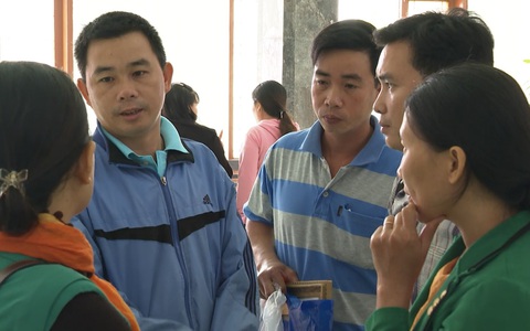 12 giáo viên kiện phòng giáo dục: hoãn tòa để bổ sung hồ sơ