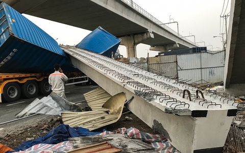 Sở GTVT khẳng định chiều cao cầu vượt đi bộ Suối Tiên thấp hơn quy chuẩn