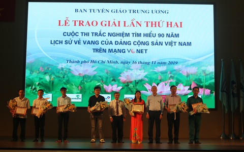 Trao giải lần 2 cuộc thi tìm hiểu 90 năm lịch sử vẻ vang của Đảng Cộng sản Việt Nam