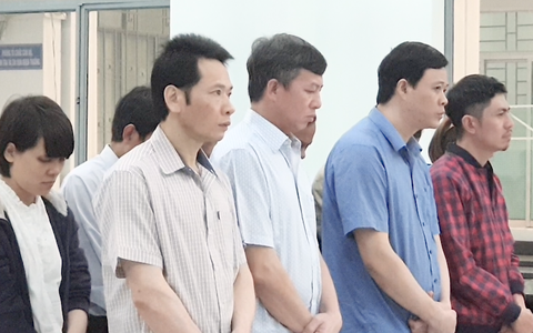 Video: Hơn 100 năm tù giam cho nhóm bị cáo chiếm đoạt tiền ngân sách