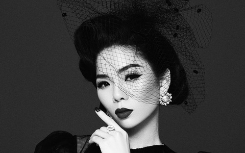 Lệ Quyên mời hai đội bóng đá vô địch SEA Games đến xem 'Q show 2'
