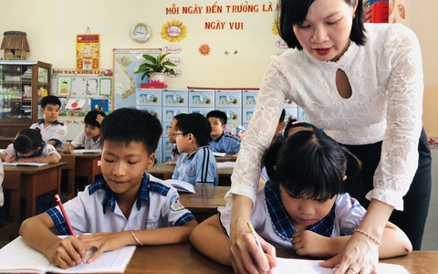 Khi lớp có học sinh tăng động