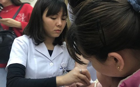Đình chỉ công tác thêm một hiệu phó liên quan vụ sán heo