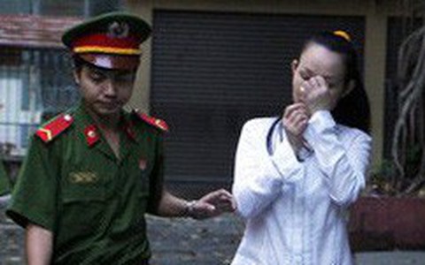 'Đút túi' 5,2 tỉ, nguyên nữ phó giám đốc Công ty Nguyễn Kim lãnh 7 năm tù