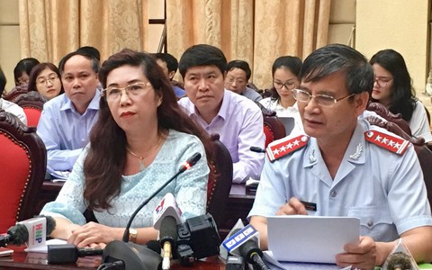 Sữa học đường 17 vi chất làm 'nóng' giao ban báo chí Thành ủy Hà Nội