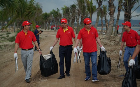 Vietjet và chặng đường ‘Hãy làm sạch biển’