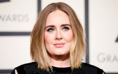 Nữ ca sĩ Adele ly hôn với chồng