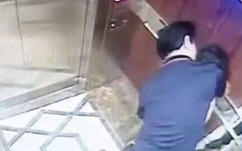 Chánh án xác nhận ông Linh đã nhận quyết định cấm đi khỏi nơi cư trú