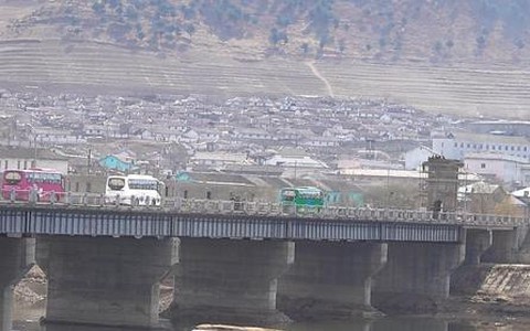 Trung Quốc, Triều Tiên thông thêm cầu mới nối hai nước