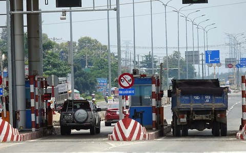 Công khai khoản thu trước khi nghĩ đến tăng phí BOT