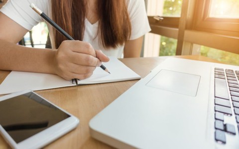 Chuyên gia tâm lý hướng dẫn bạn cách giải quyết nỗi lo trước kỳ thi đại học