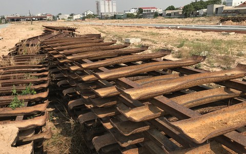 Sẽ xin ý kiến Thủ tướng vụ dỡ đường ray phân lô bán nền