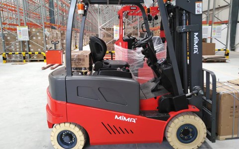 Lợi thế của xe nâng điện