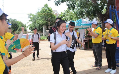 Ngày thi thứ hai, thêm 18 thí sinh bị đình chỉ thi