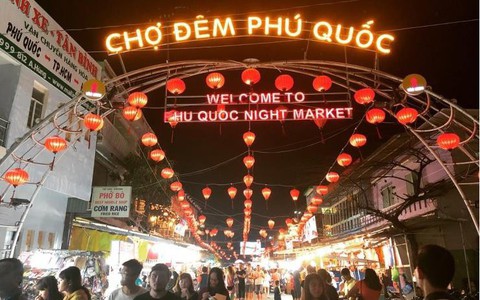 Phú Quốc: Nhà đầu tư tranh thủ mua - bán bất động sản
