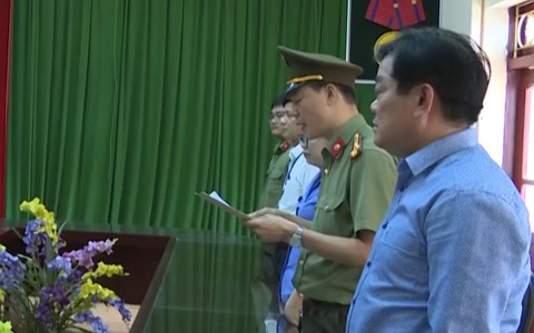 Giám đốc Sở GD-ĐT Sơn La 'hết đường' nghỉ hưu, chờ bãi nhiệm