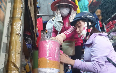 'Hái ra tiền' từ thị trường đồ thể thao