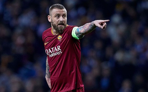De Rossi bất ngờ gia nhập Boca Juniors