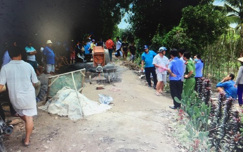 Thiếu niên 16 tuổi phụ hồ bị điện giật chết thương tâm