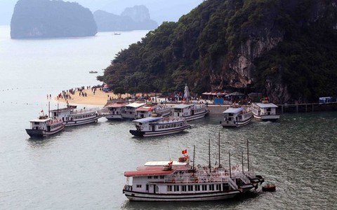 Quảng Ninh ngừng sử dụng sản phẩm nhựa dùng một lần trên vịnh Hạ Long