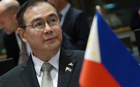 Philippines chính thức phản đối tàu chiến Trung Quốc xâm phạm EEZ