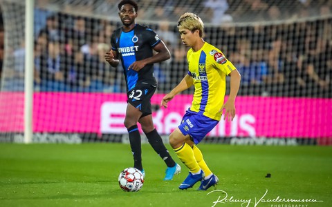 Video những pha chạm bóng của Công Phượng trong trận gặp Club Brugge