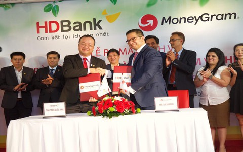 MoneyGram ra mắt dịch vụ chi trả kiều hối tại nhà với HDBank