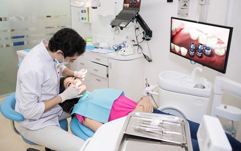 Những biến chứng nguy hiểm khi trồng răng thất bại