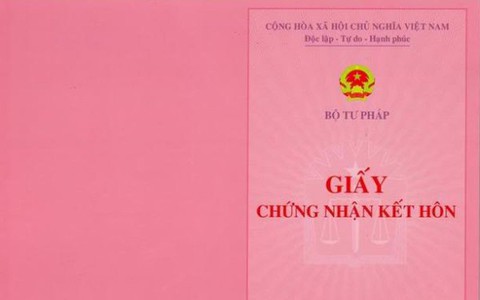 Tá hỏa khi bỗng dưng phát hiện mình... có chồng