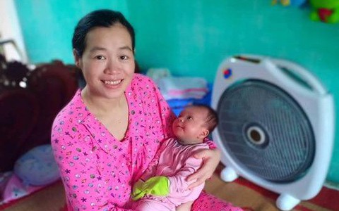 Bà mẹ dũng cảm sinh con sau 11 năm điều trị ung thư máu