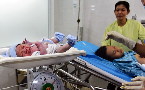 Sẽ hỗ trợ thai sản cho mẹ có 2 con
