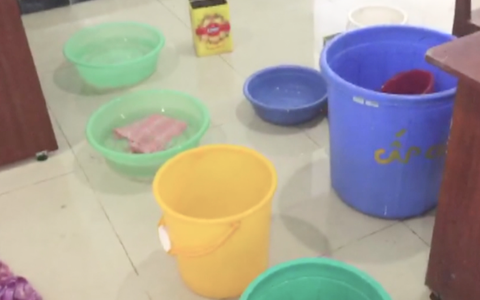 Video: Bệnh viện nghìn tỉ phải dùng chậu hứng nước mưa